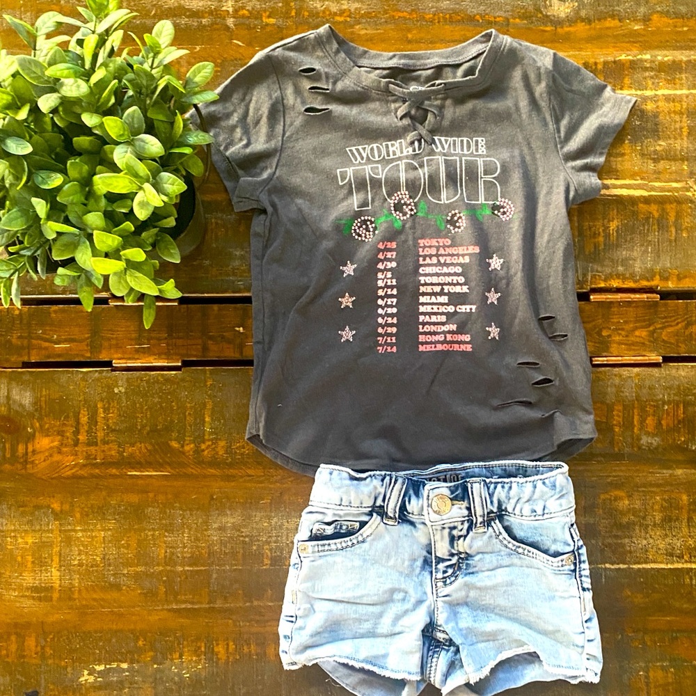 Shorts/shirt